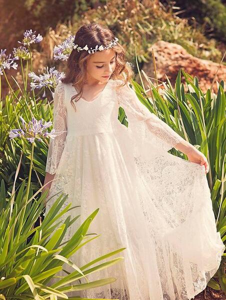 عکس ژست های دخترانه با لباس مجلسی
