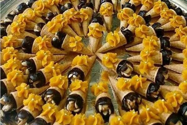 عکسهای تزیین حلوا و خرما