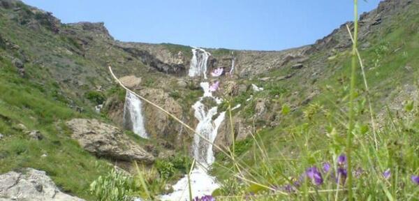 عکس سفید آب لار