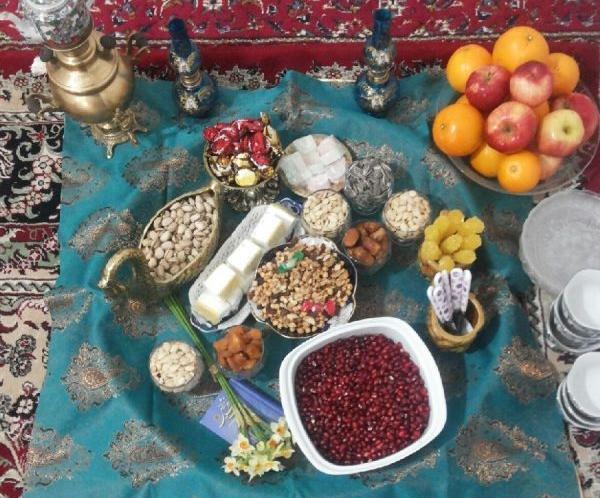 عکس ساده شب یلدا