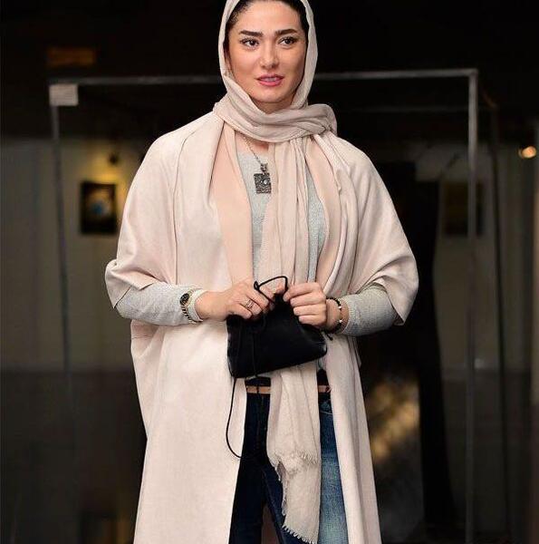 عکس ساینا حسینی در سریال بانوی عمارت