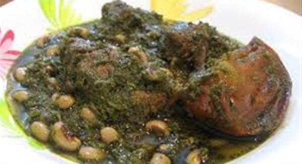 عکس قورمه سبزی با لوبیا چیتی
