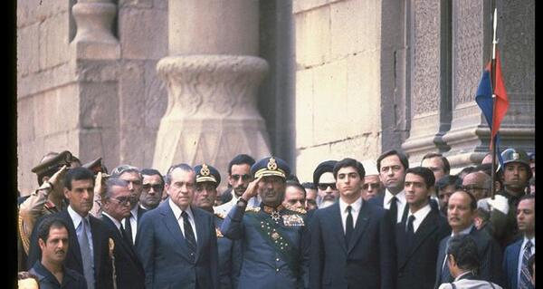 عکس قبر محمد رضا شاه