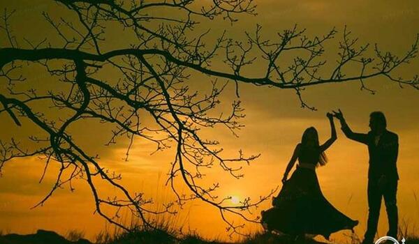 عکس عاشقانه دونفره در غروب افتاب