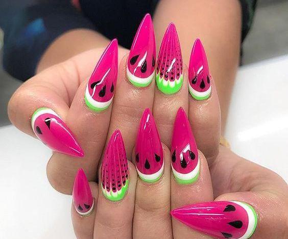 عکس کاشت ناخن شب یلدا