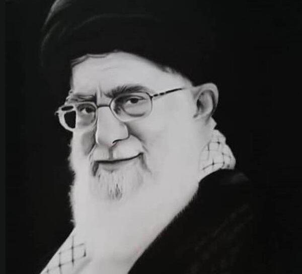 عکس سفید رهبری