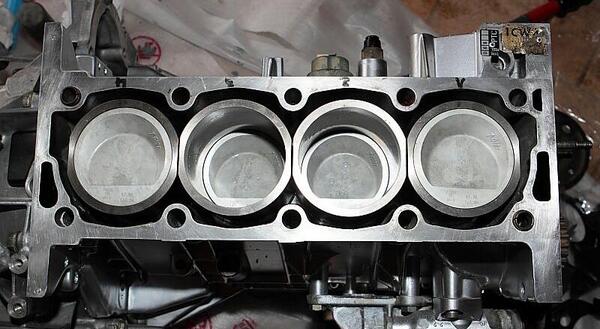 عکس موتور xu9