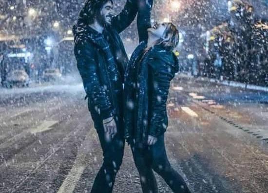 عکسهای دونفره عاشقانه زیر بارون
