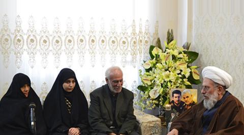 عکس نامزد وحید زمانی نیا