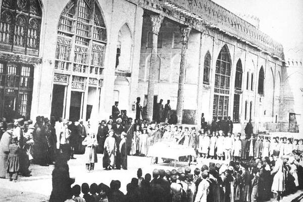عکس قدیمی چهارراه زند شیراز