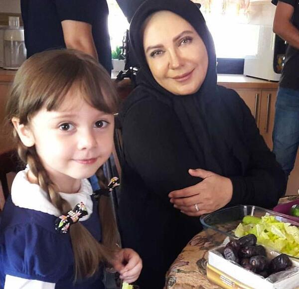عکس مادر حامد در سریال پدر