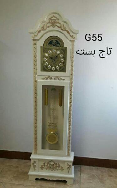 عکس ساعت چوبی ایستاده