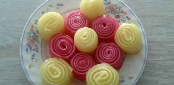 عکس ژله رولتی با بستنی