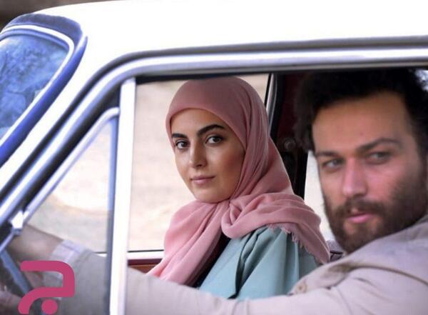 عکس دوست شراره در فیلم بیگانه ای با من است
