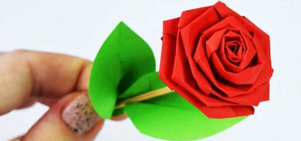 عکس گل ساده با کاغذ رنگی