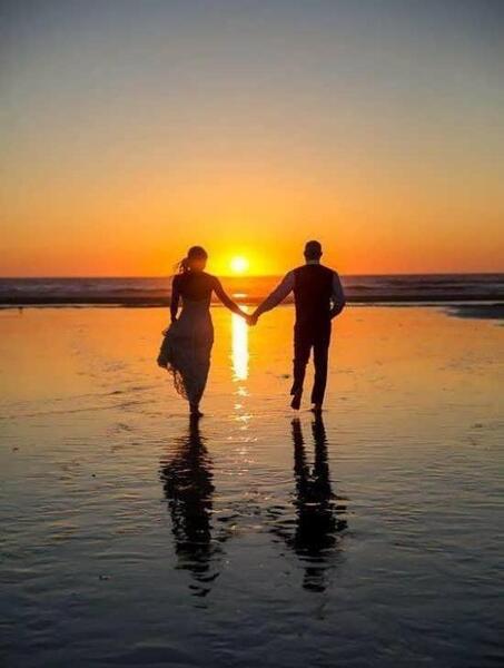 عکس های عاشقانه در غروب آفتاب