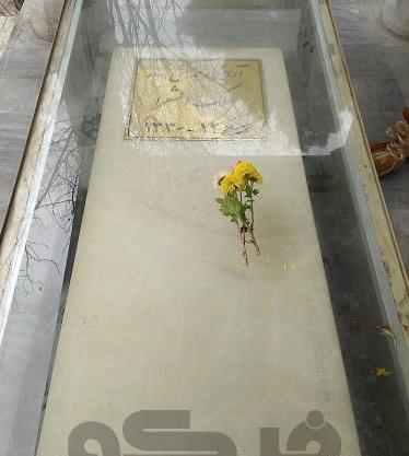 عکس قبر بدون نوشته