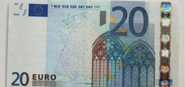 عکس یا یورو