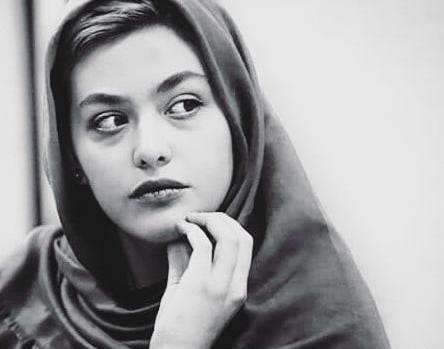 عکس ریحانه پارسا برای پروفایل
