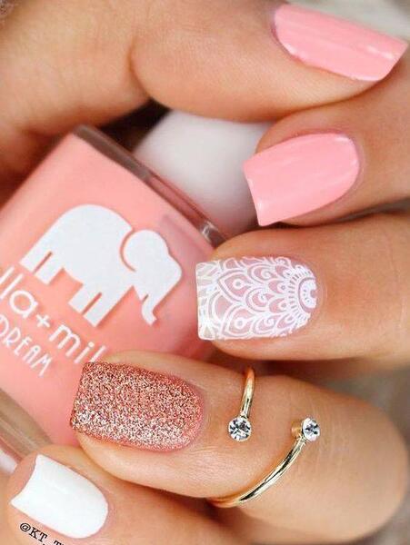 عکس ناخن صورتی