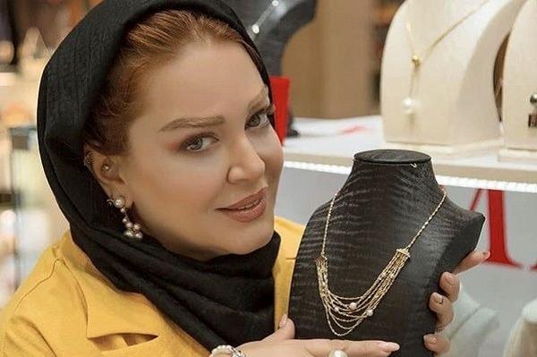 عکس بهار رهنما و دخترش