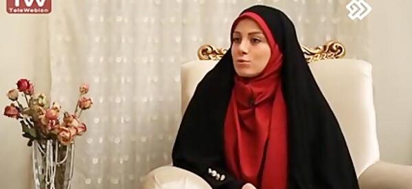 عکس با حجاب نیلوفر پورابراهیم