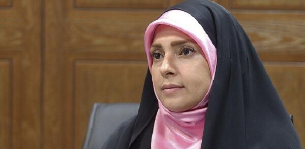 عکس با حجاب نیلوفر پورابراهیم