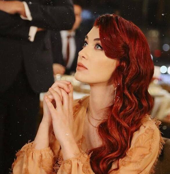 عکس ییلدیز بدون ارایش در فیلم ستاره شمالی