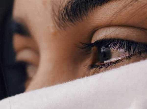 عکس فیک دخترونه گریه