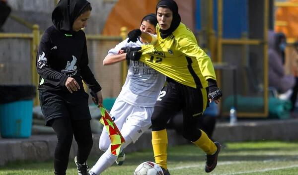 عکس فوتبال جنگ