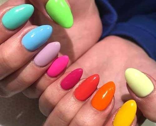 عکس ناخن رنگ رنگی