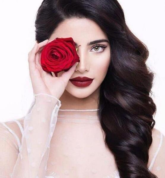 عکس عروس نیمرخ