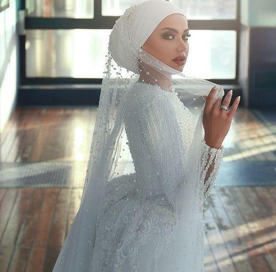 عکس با حجاب کلاه