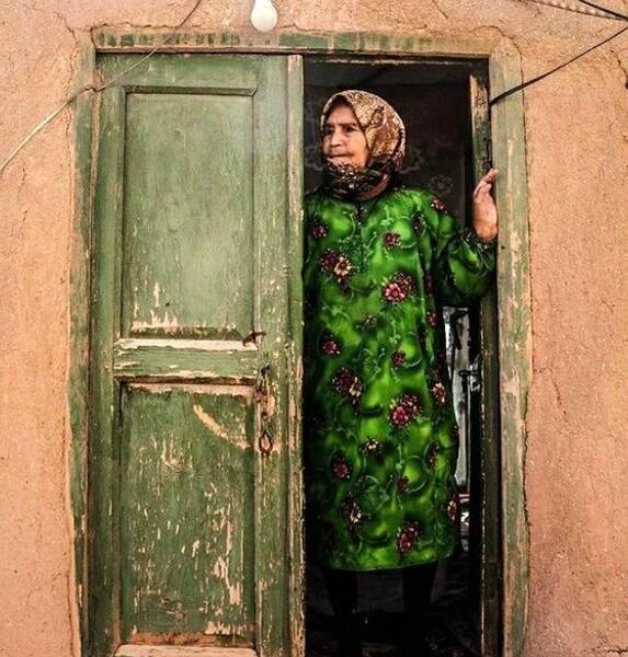 عکس قدیمی دختر روستایی