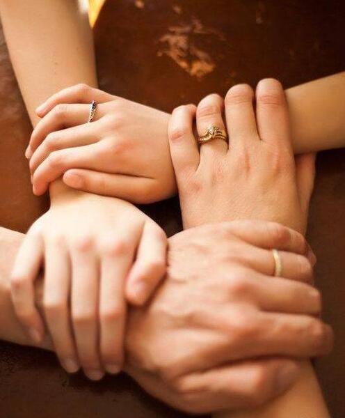 عکس های چهار نفره عاشقانه