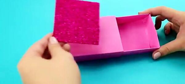عکس کاغذ رنگی ساده