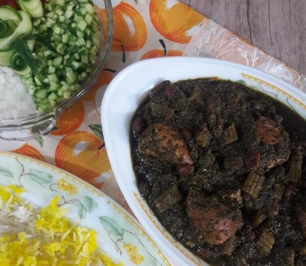 عکس خورشت کرفس خانگی