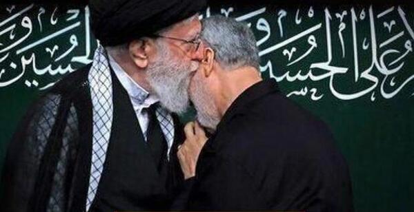 عکس گریه رهبر