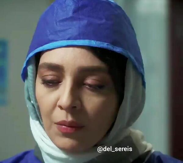 عکس گریه ساره بیات