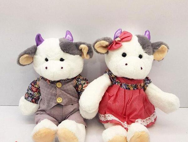 عکس گاو پارچه ای