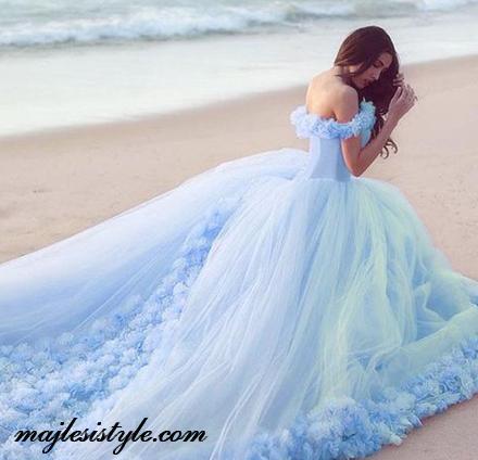 عکس لباس عروس آبی