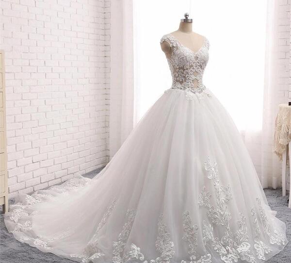 عکس لباس عروس دنباله دار