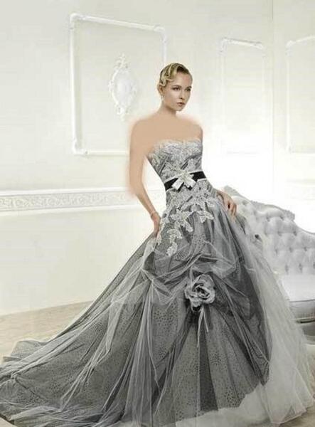 عکس لباس عروس نقره ای