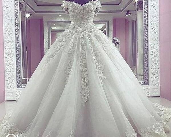 عکس لباس عروس یقه پرنسسی