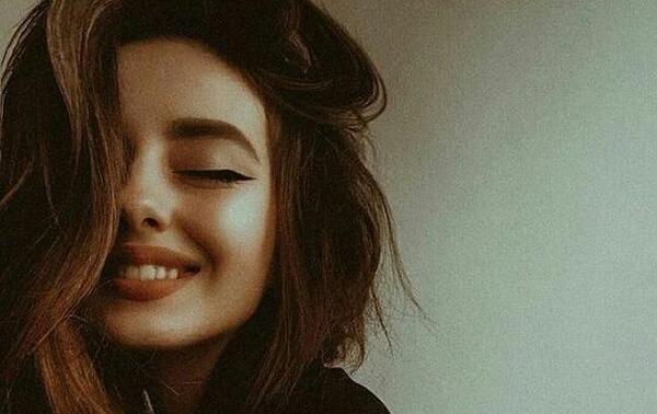 عکس لبخند طبیعی