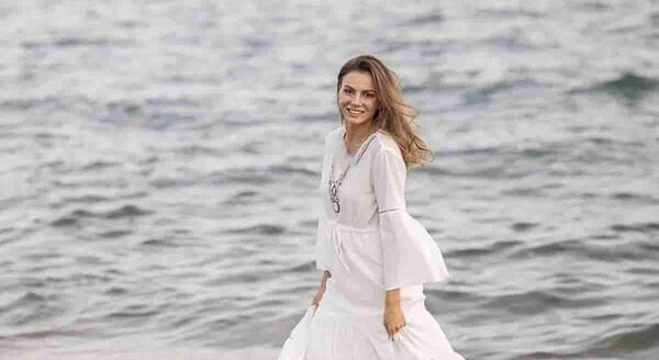 عکسهای لبخند عاشقانه