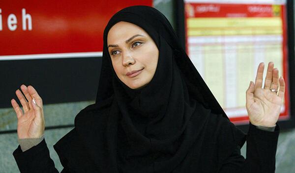 عکس مرد چادر به سر