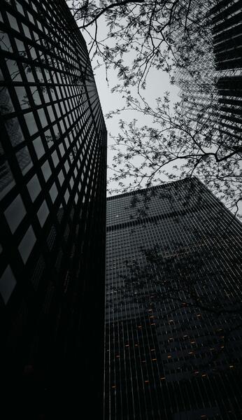 عکس مشکی تمام صفحه