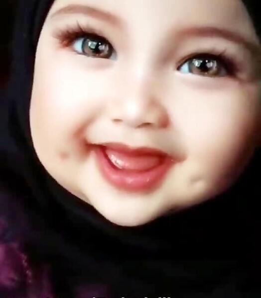 عکس نوزاد پسر چشم عسلی