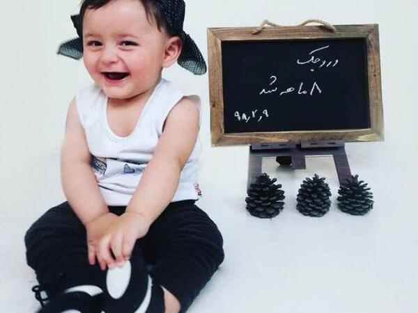 جدیدترین ژست عکس نوزاد پسر